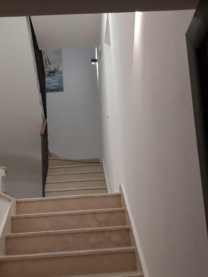 Apartmani Arapovic Baška Voda Exteriör bild