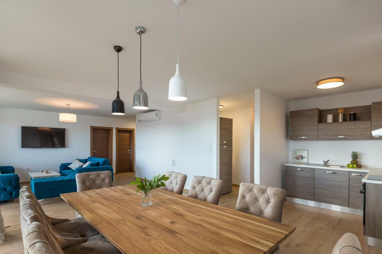 Apartmani Arapovic Baška Voda Exteriör bild