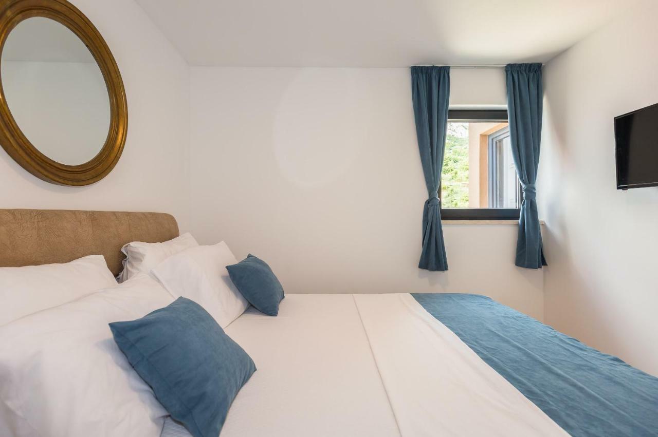 Apartmani Arapovic Baška Voda Exteriör bild
