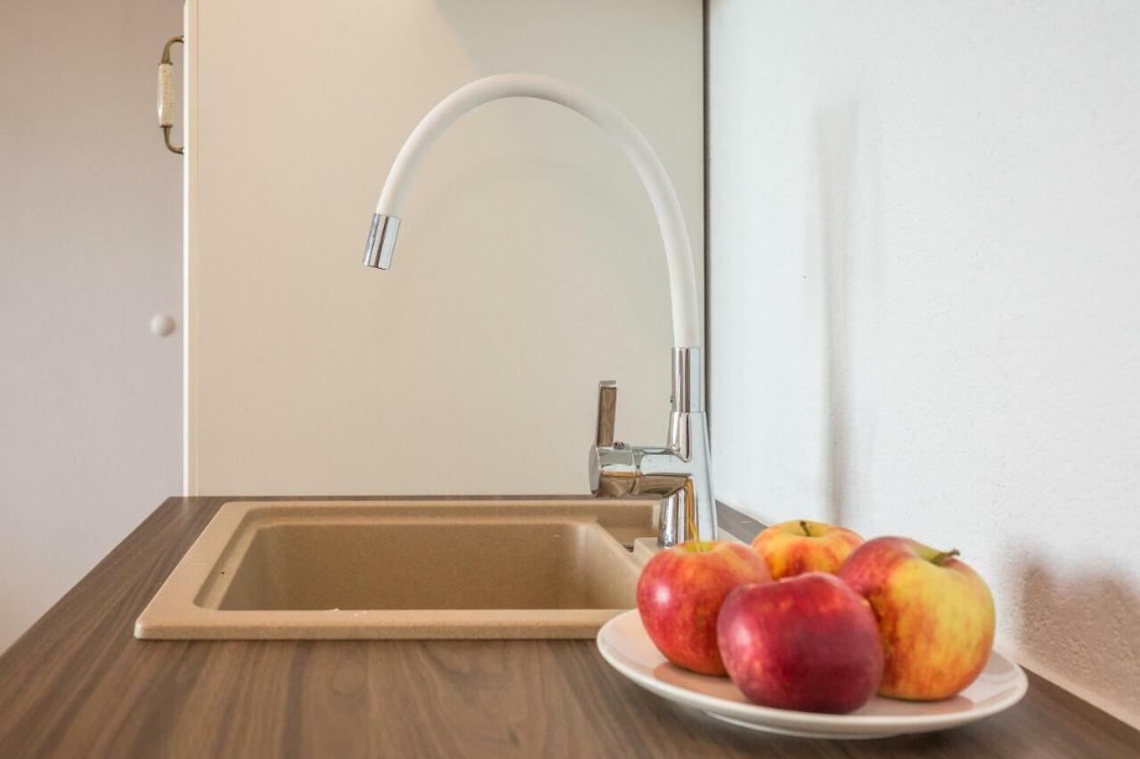 Apartmani Arapovic Baška Voda Exteriör bild