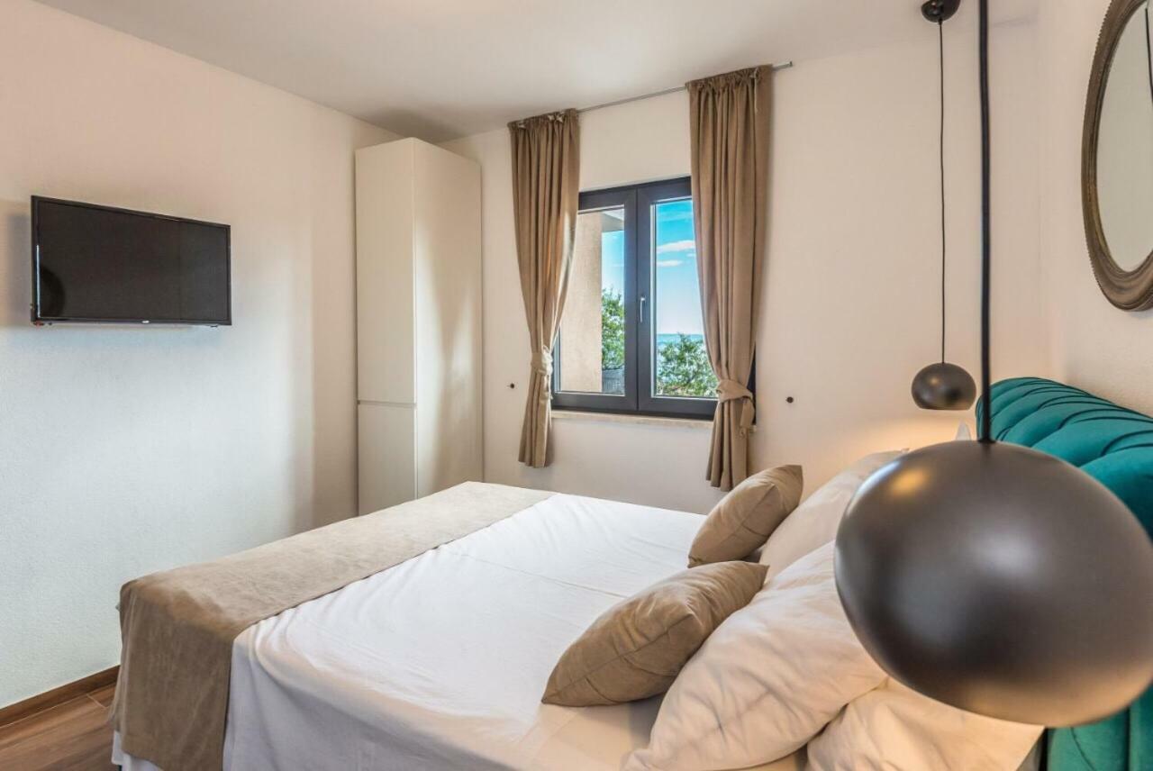 Apartmani Arapovic Baška Voda Exteriör bild