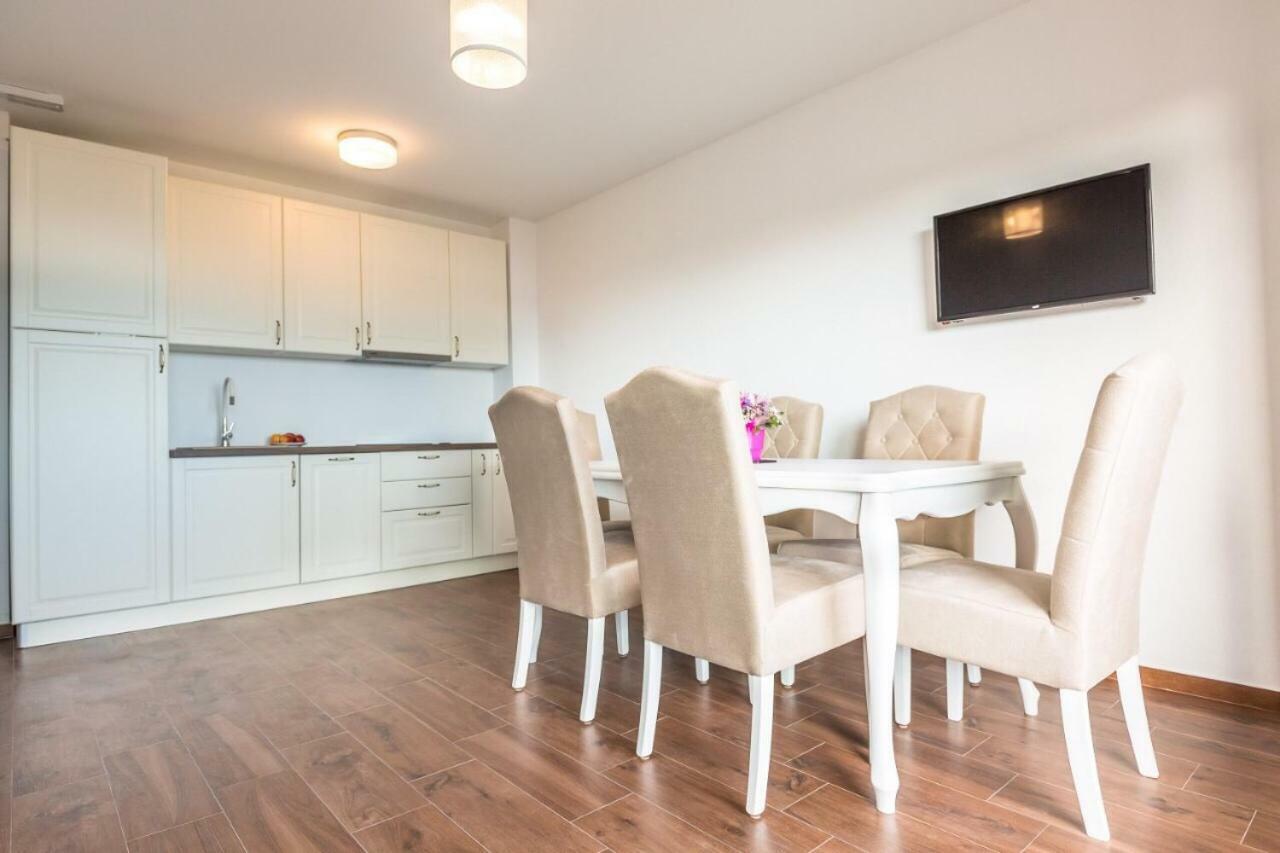 Apartmani Arapovic Baška Voda Exteriör bild